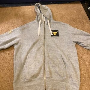 Project rock under Armour hoddie